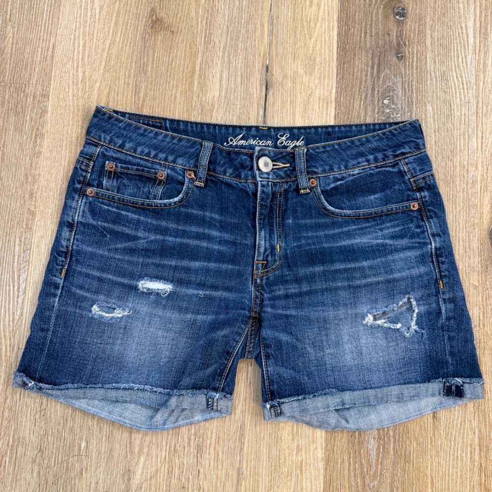 American Eagle Y2K Dark Wash Distressed Denim Shorts Size 2 100%‎ Cotton Cuffed